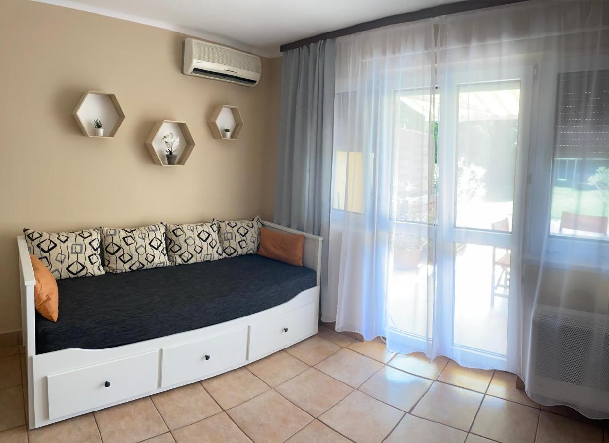 Sunset Beach Apartman Balatonfůzfő المظهر الخارجي الصورة